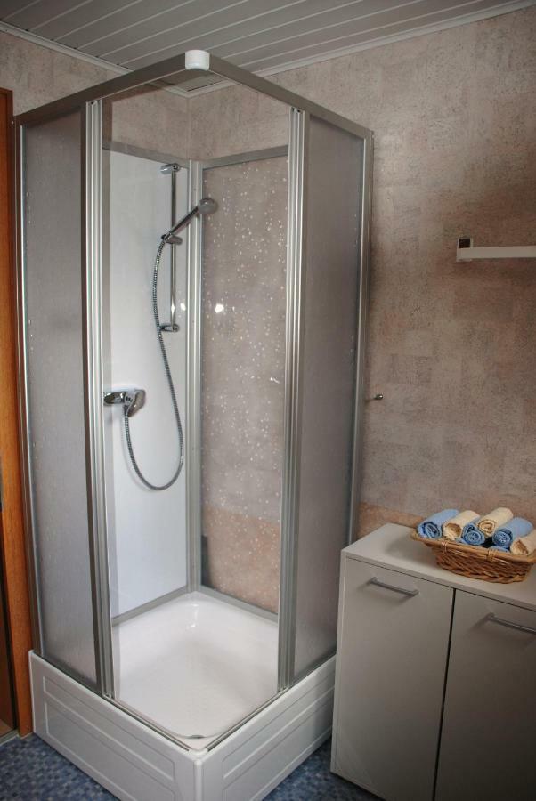 Ferienwohnung Karin 블루덴츠 외부 사진